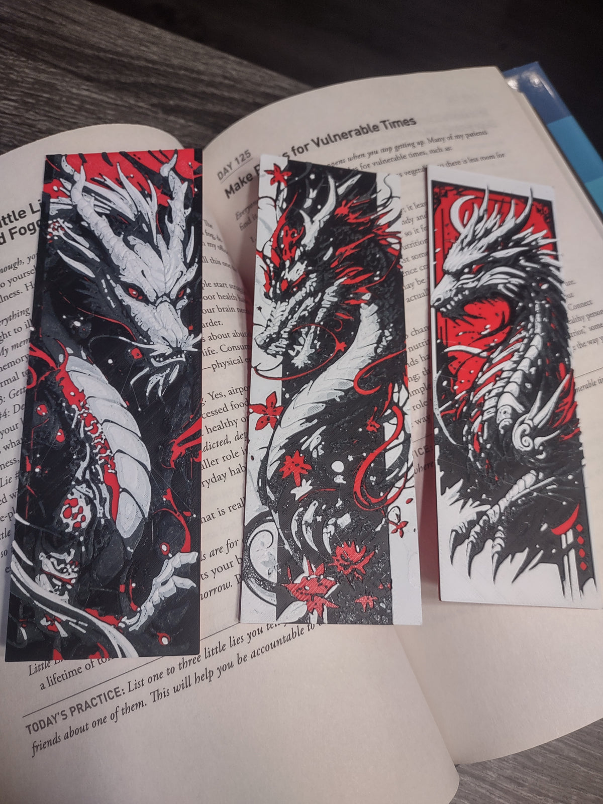3D Printed Dragon Bookmarks - Fantasy Book Accessories Gift Set (6" x 2")